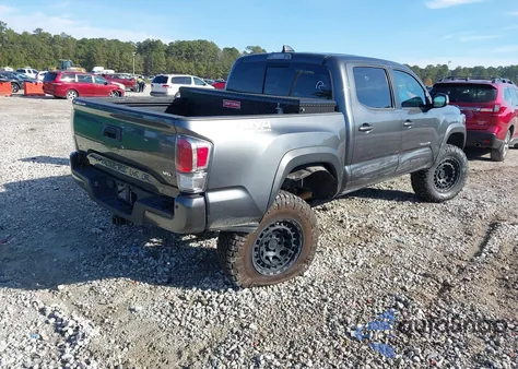 2023 Toyota Tacoma Trd Off Road z USA, uszkodzony, nr VIN 3TMCZ5AN4PM593296